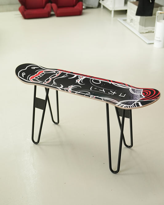 Skateboard Bench /// Hannya