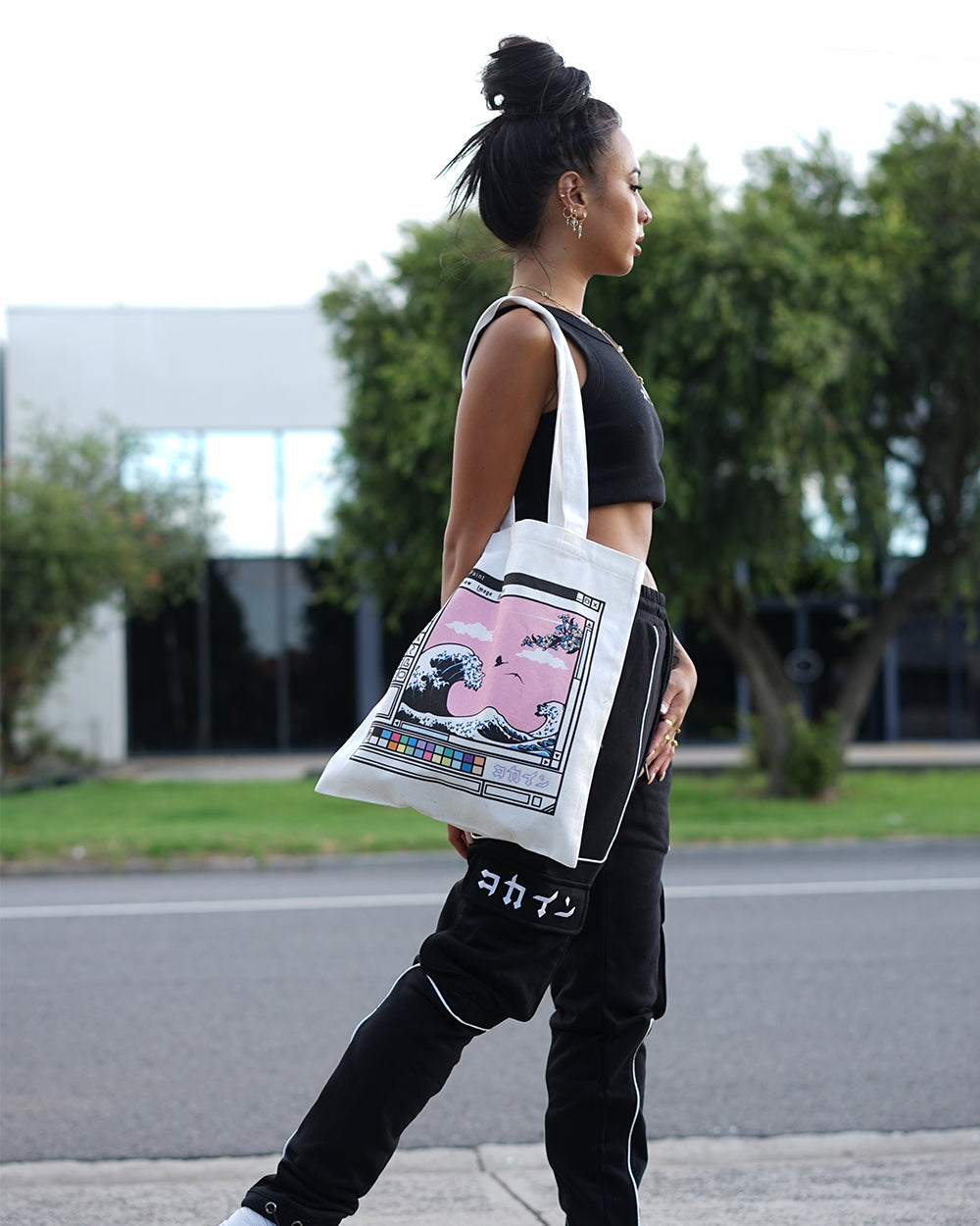 "Waves" Tote Bag ///