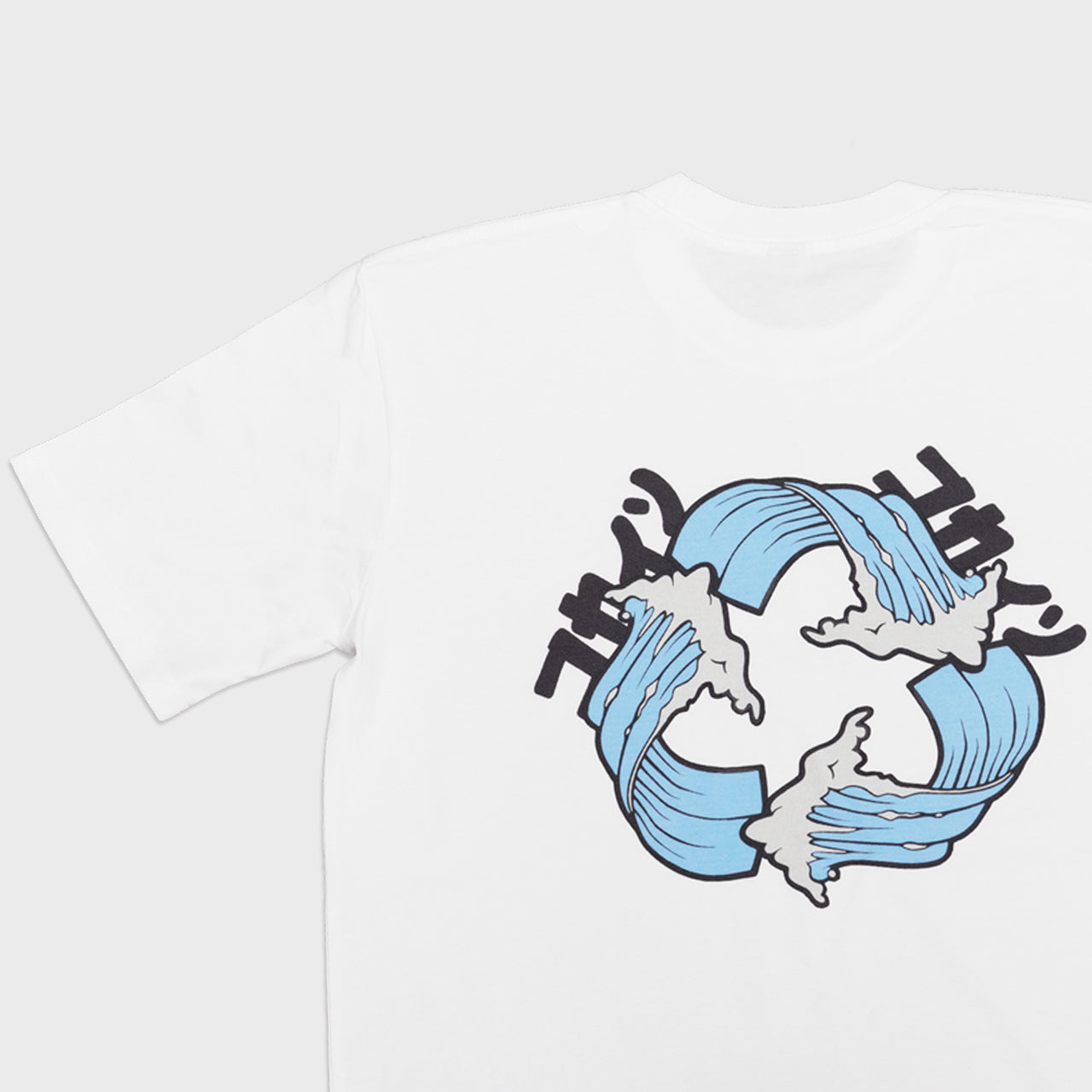 "Eternal Waves" T Shirt // White